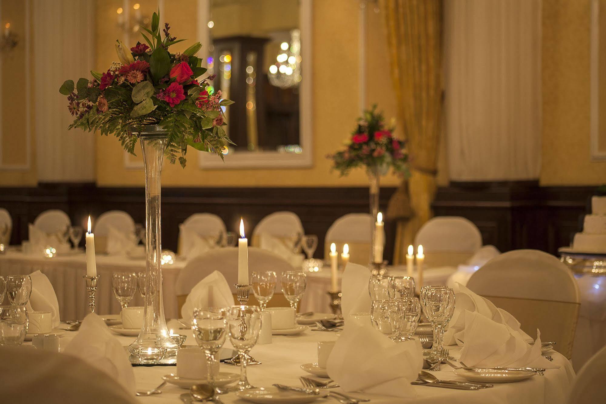 Seven Oaks Hotel Carlow Eksteriør billede